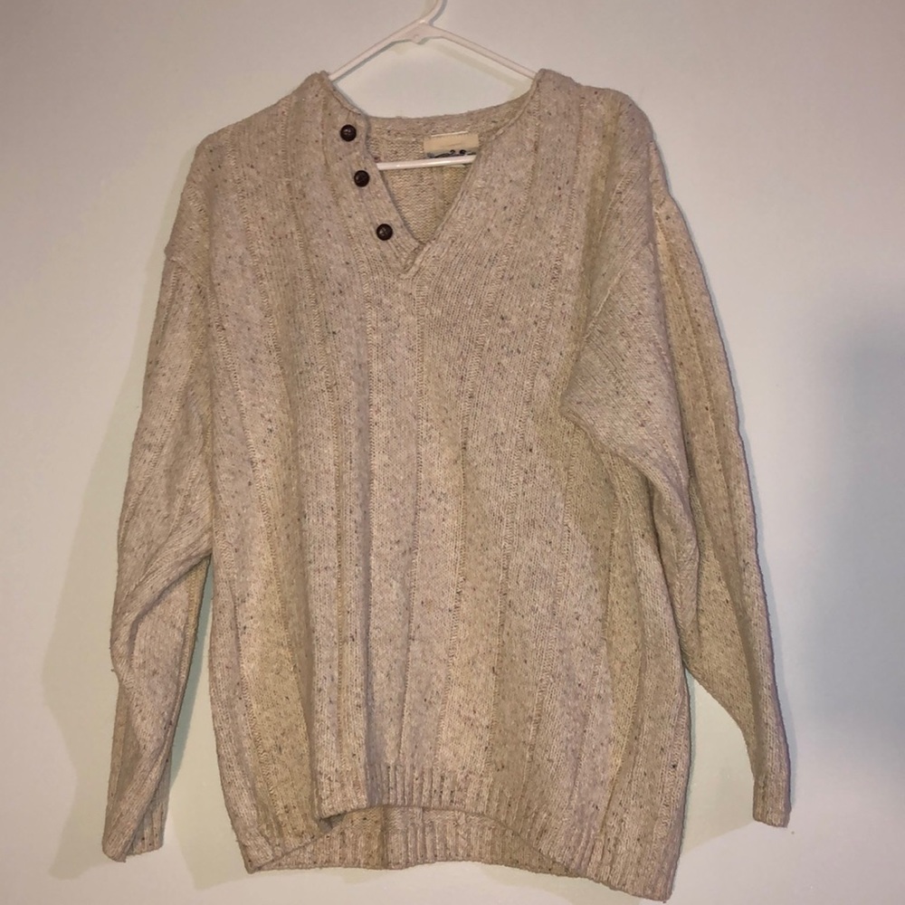 Unisex v-neck sweater